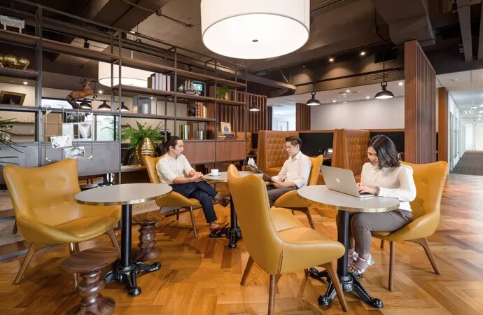 Servcorp’s coworking space at 1330 Avenue of the Americas, New York, features a modern layout designed for productivity.