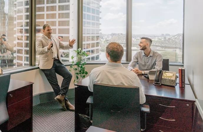 Servcorp’s serviced offices feature interactive layouts, ideal for team discussions, collaboration, and productivity.