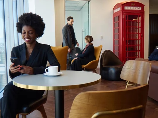 Servcorp’s coworking areas feature premium layouts designed to meet client needs and enhance productivity.